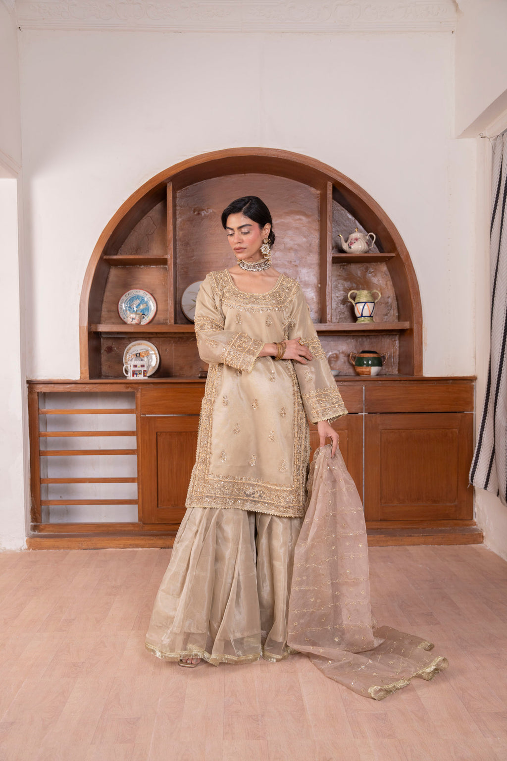 Champagne Gold Festive 3 Piece