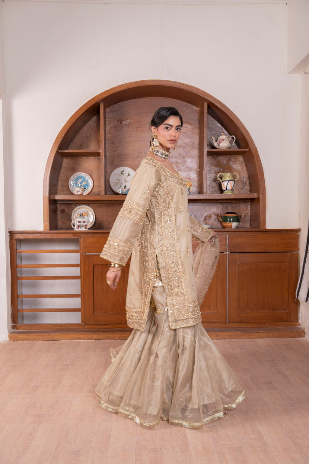 Champagne Gold Festive 3 Piece