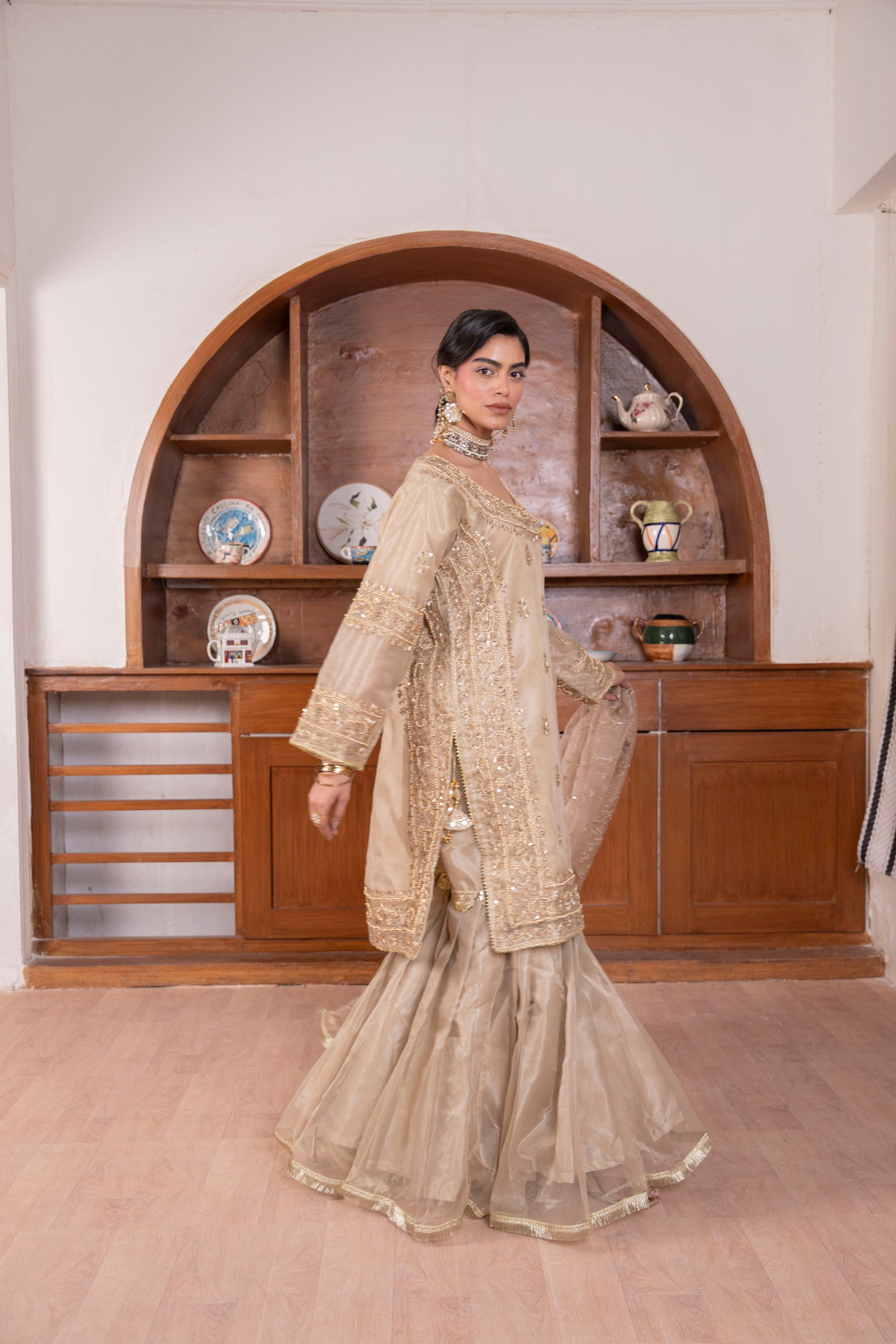 Champagne Gold Festive 3 Piece