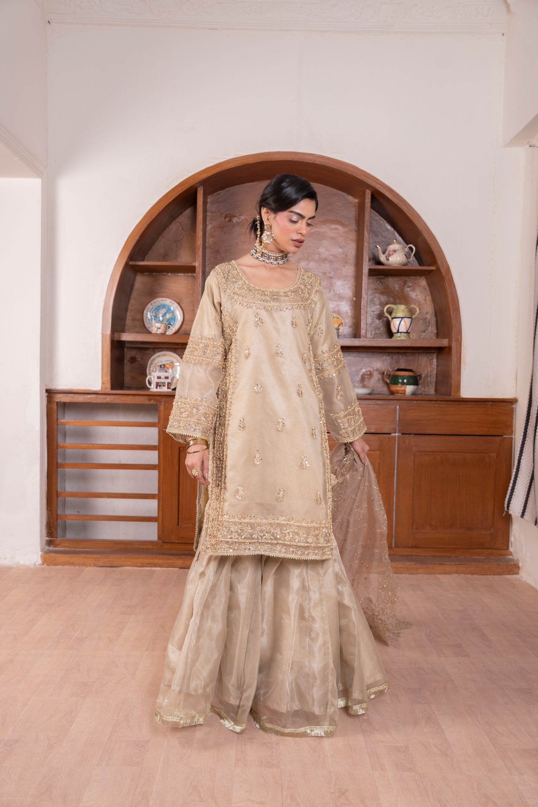 Champagne Gold Festive 3 Piece